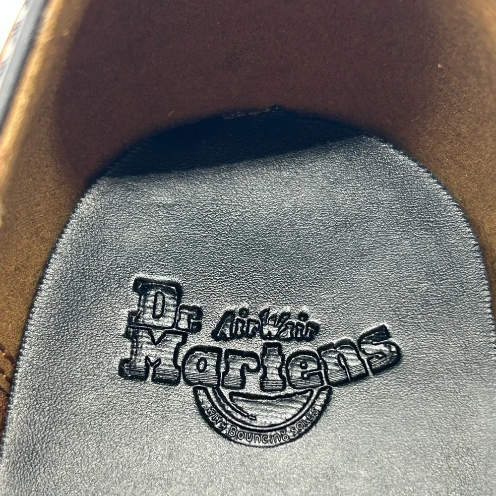 Dr. Martens Leona Lo Platform Oxford Shoes Black Leather Lug Sole Size 11 NWB